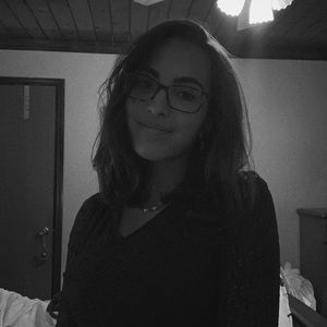 Meet your Posher, Carly